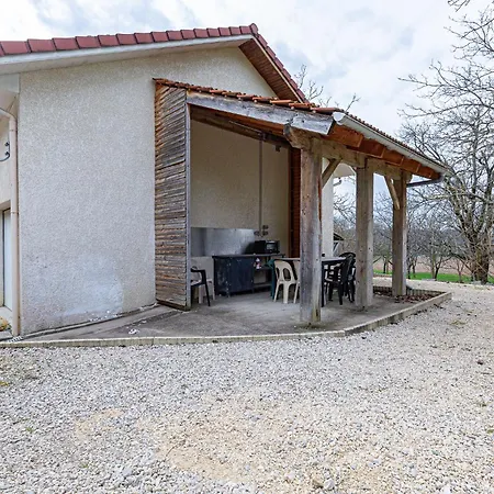 別荘 La Maison Dans Les Noyer Sainte-Eulalie-en-Royans
